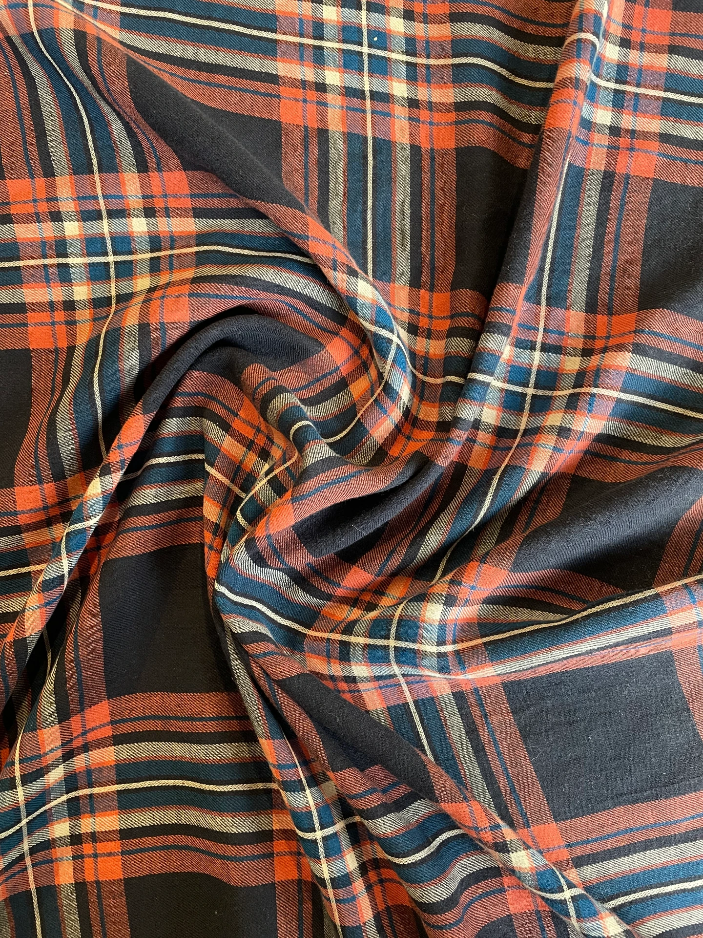 Tartan bleu marine et rose