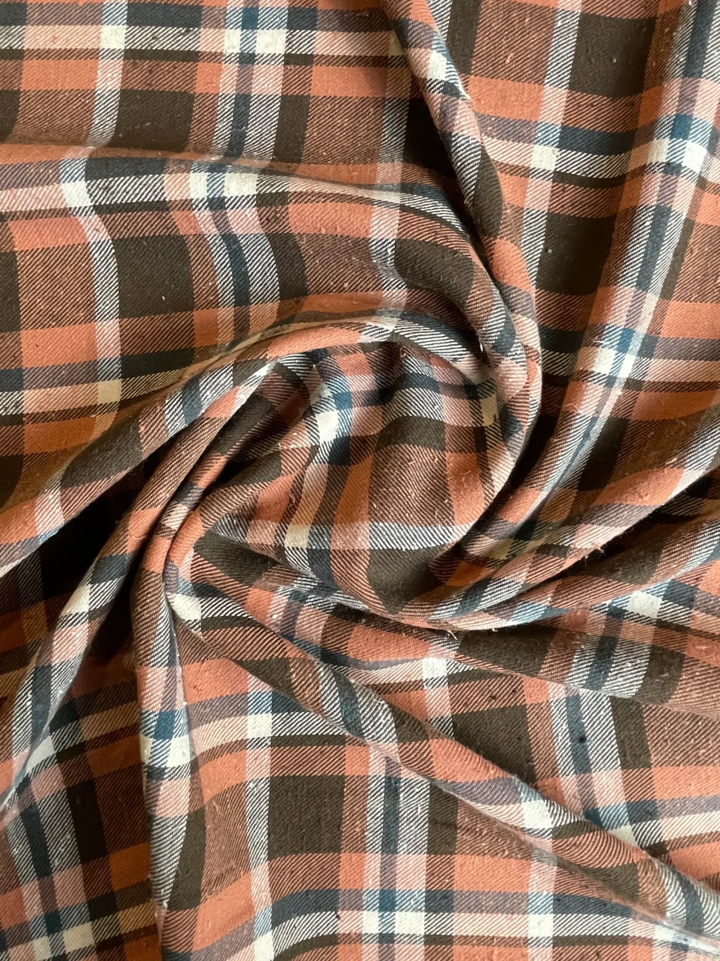 Tartan brun et orange