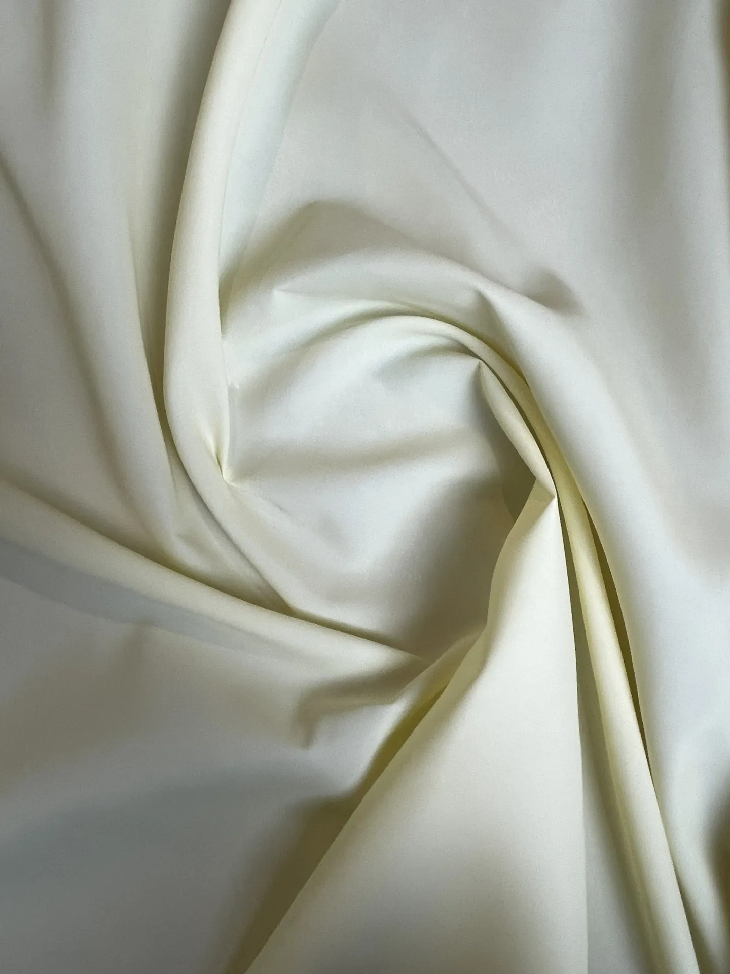 Tissu déperlant jaune beurre